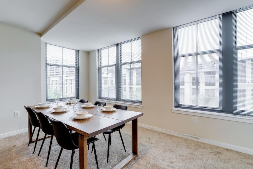 Fantastic 2 Bedroom Condo At Pentagon City Arlington Esterno foto