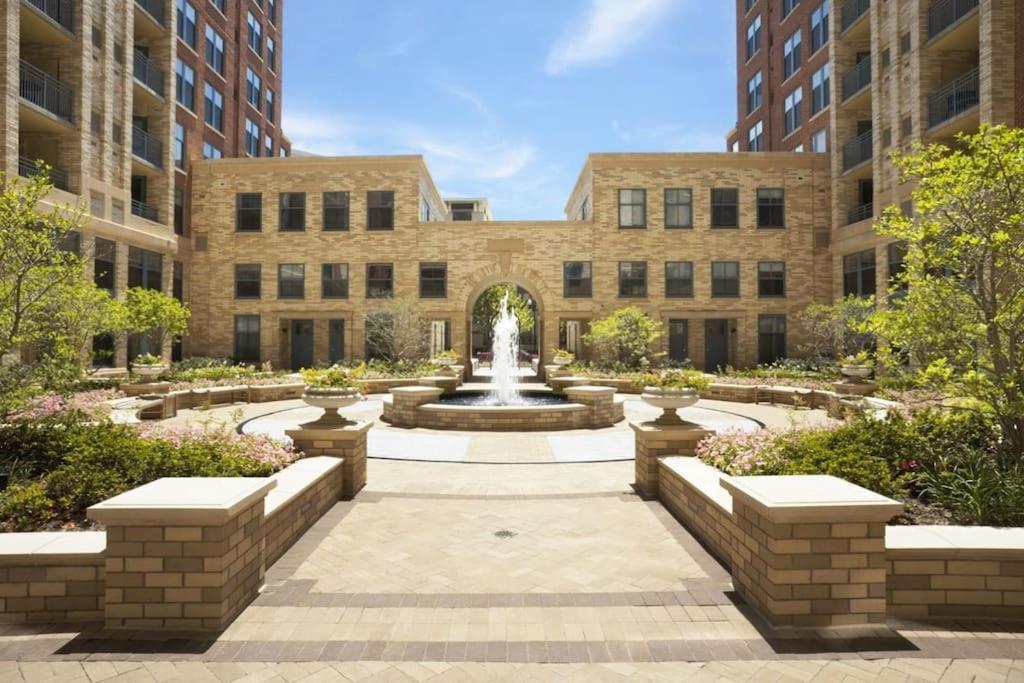 Fantastic 2 Bedroom Condo At Pentagon City Arlington Esterno foto